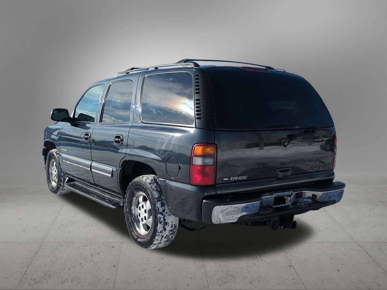 Thumbnail: 2003 Chevrolet Tahoe - 4