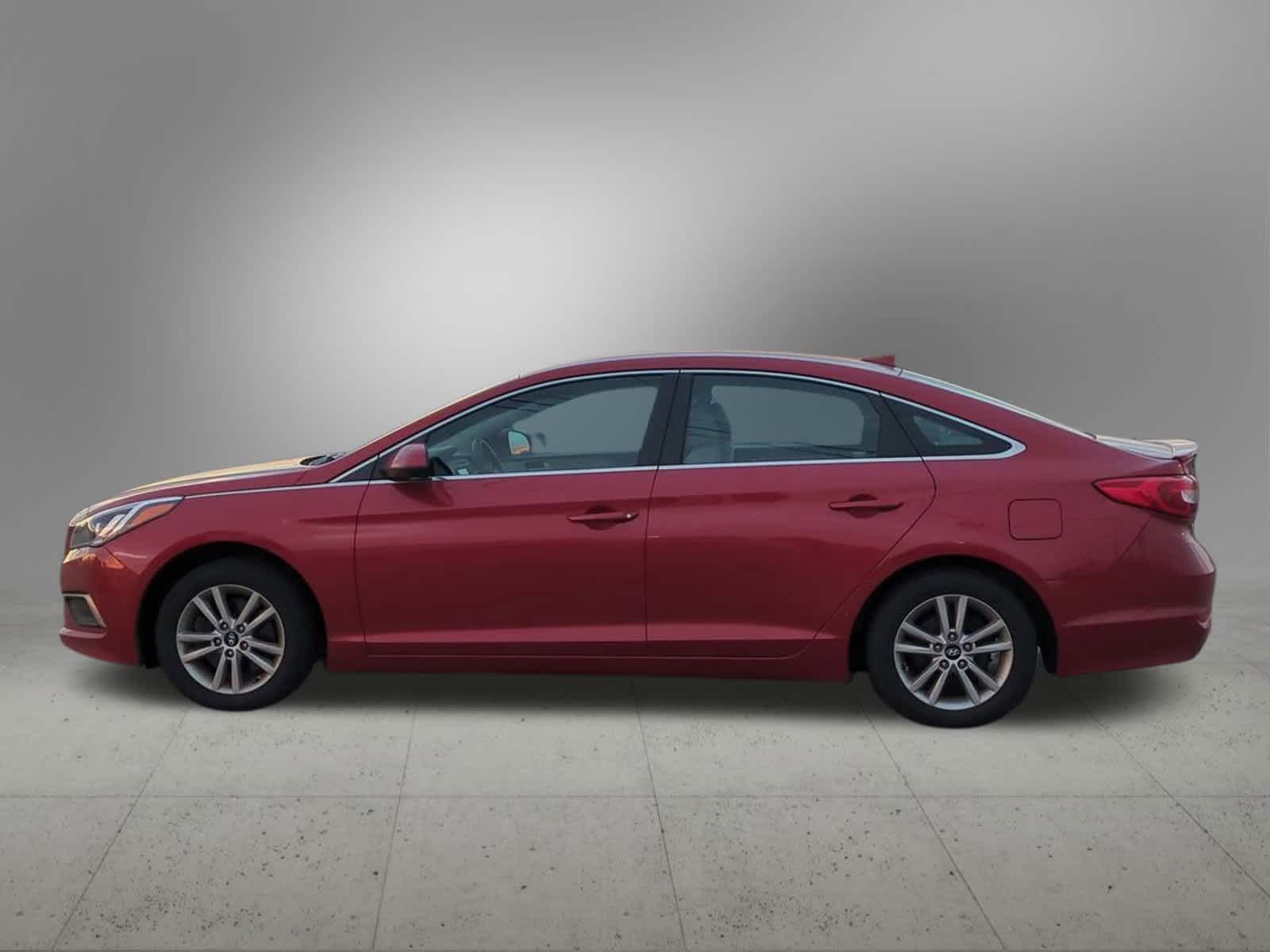 Thumbnail: 2017 Hyundai Sonata - 3