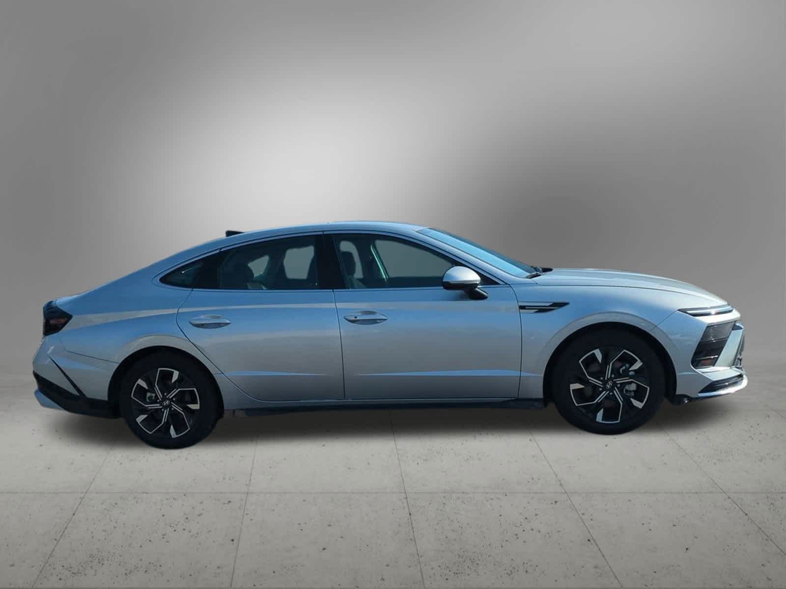 Thumbnail: 2024 Hyundai Sonata - 7