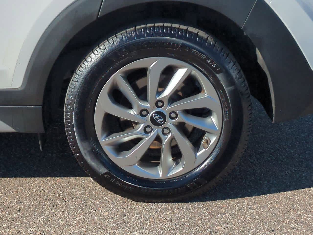 Thumbnail: 2018 Hyundai Tucson - 13