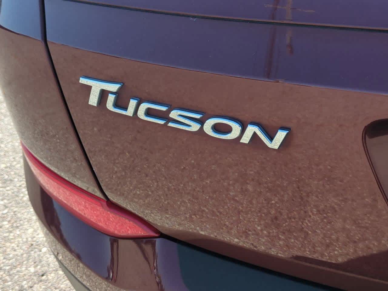 Thumbnail: 2016 Hyundai Tucson - 11