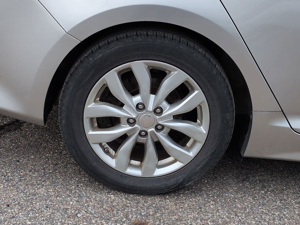 Thumbnail: 2015 Kia Optima - 13