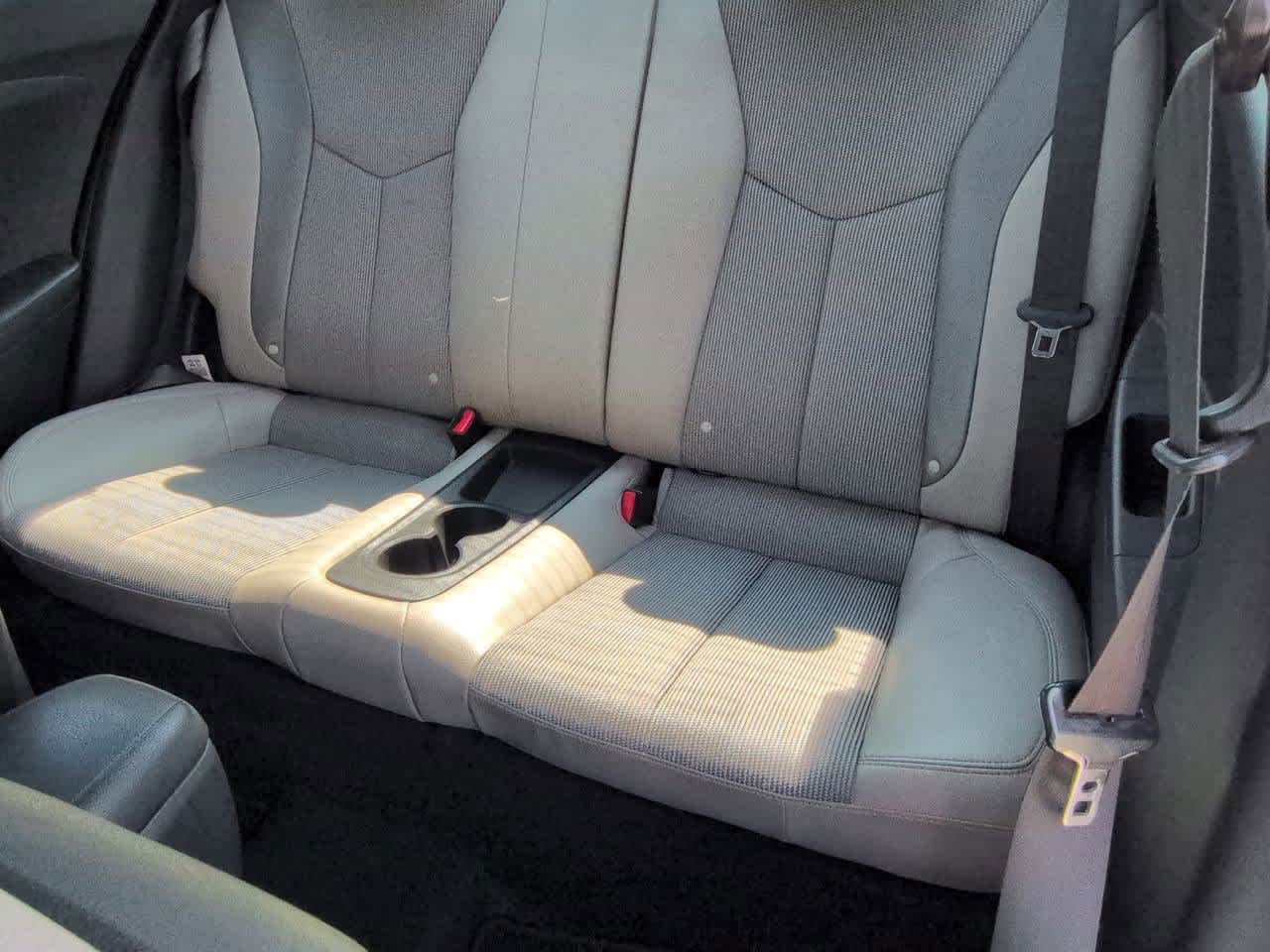 Thumbnail: 2013 Hyundai Veloster - 17