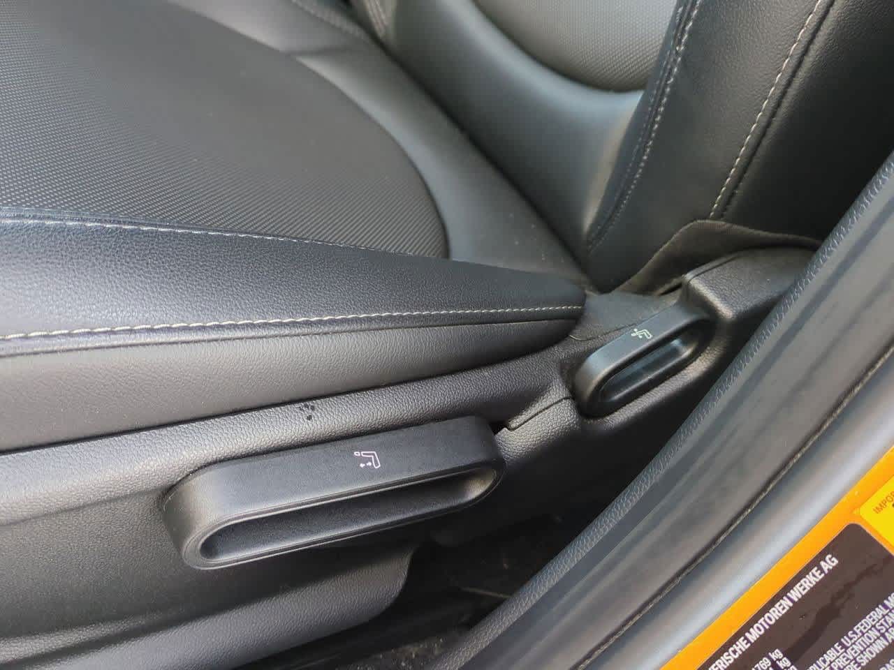 Thumbnail: 2017 MINI Cooper Hardtop - 16