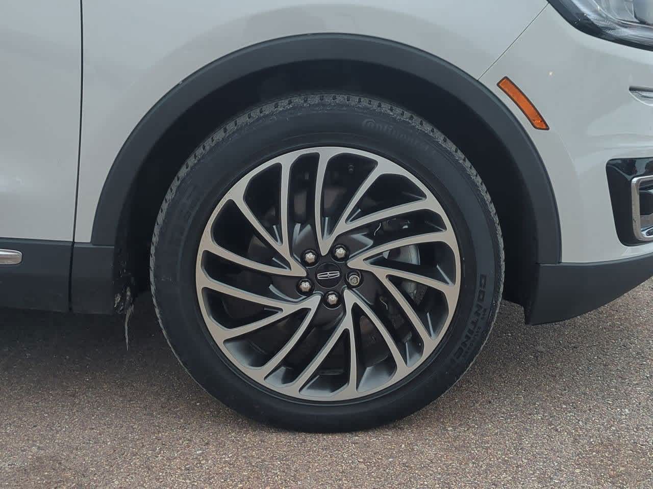 Thumbnail: 2020 Lincoln Nautilus - 13