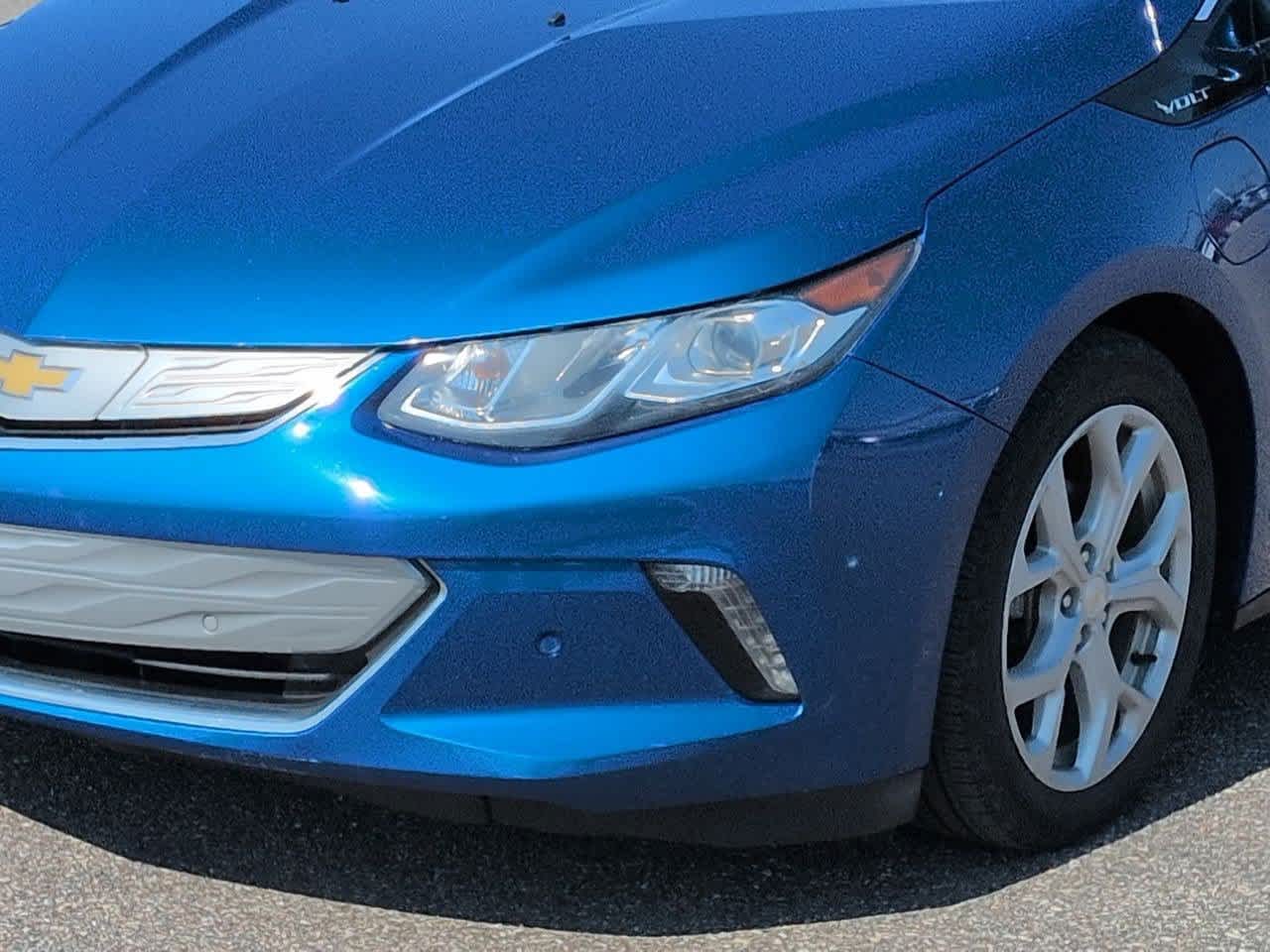 Thumbnail: 2017 Chevrolet Volt - 10