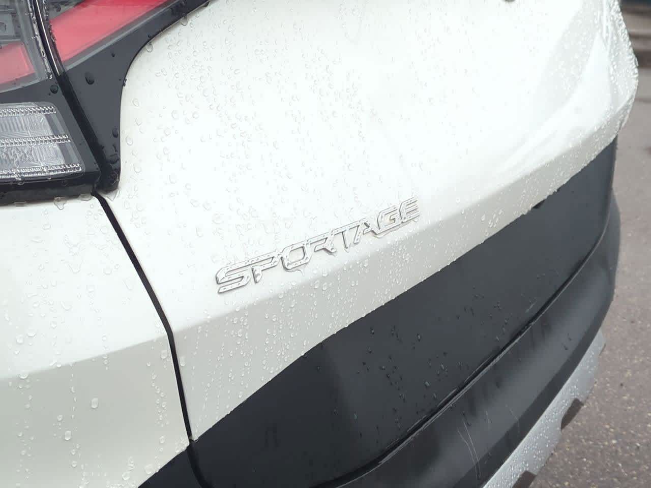 Thumbnail: 2023 Kia Sportage - 11