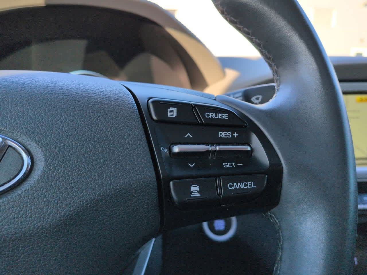 Thumbnail: 2018 Hyundai Ioniq - 25