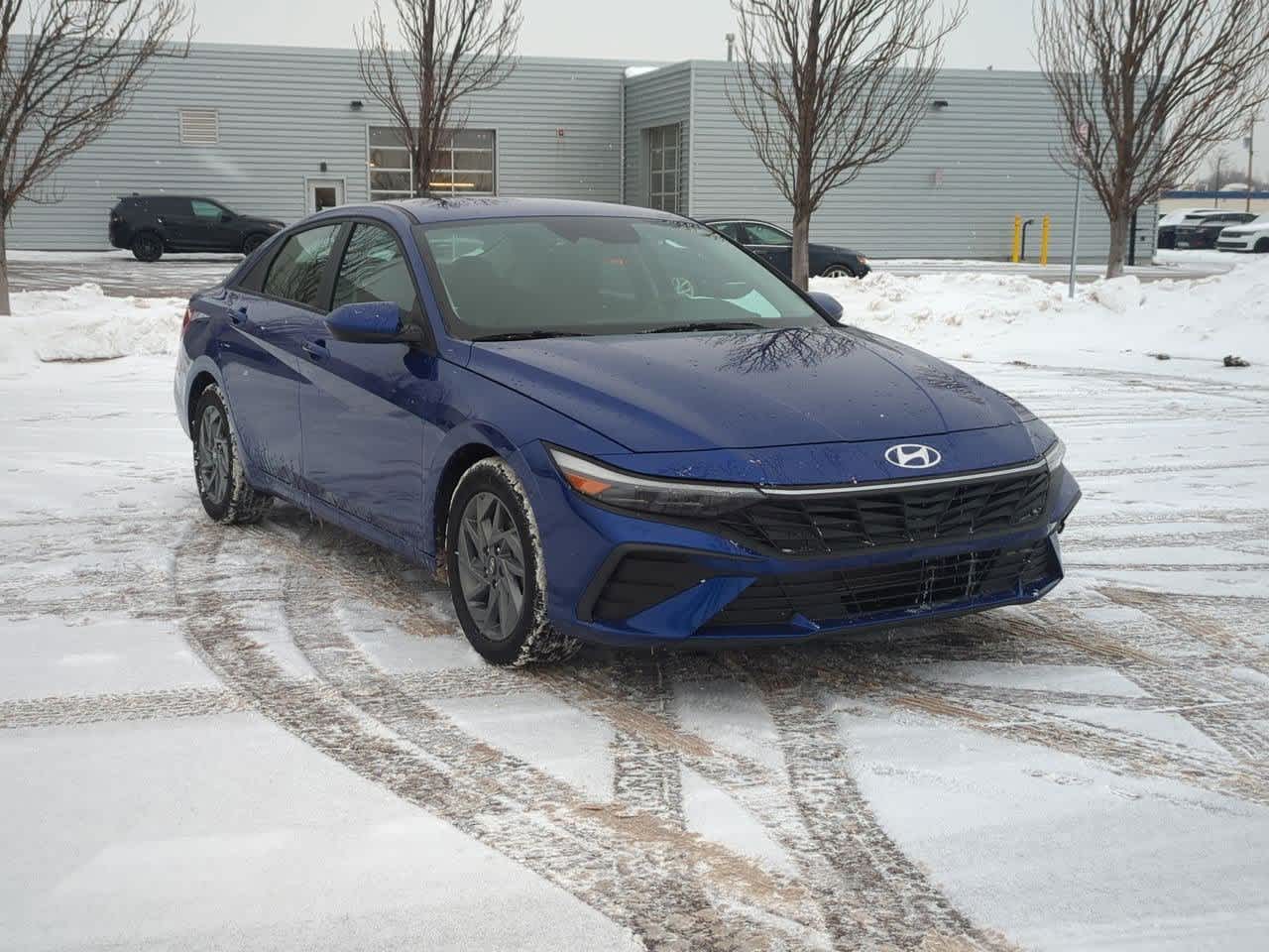 Thumbnail: 2024 Hyundai Elantra - 8