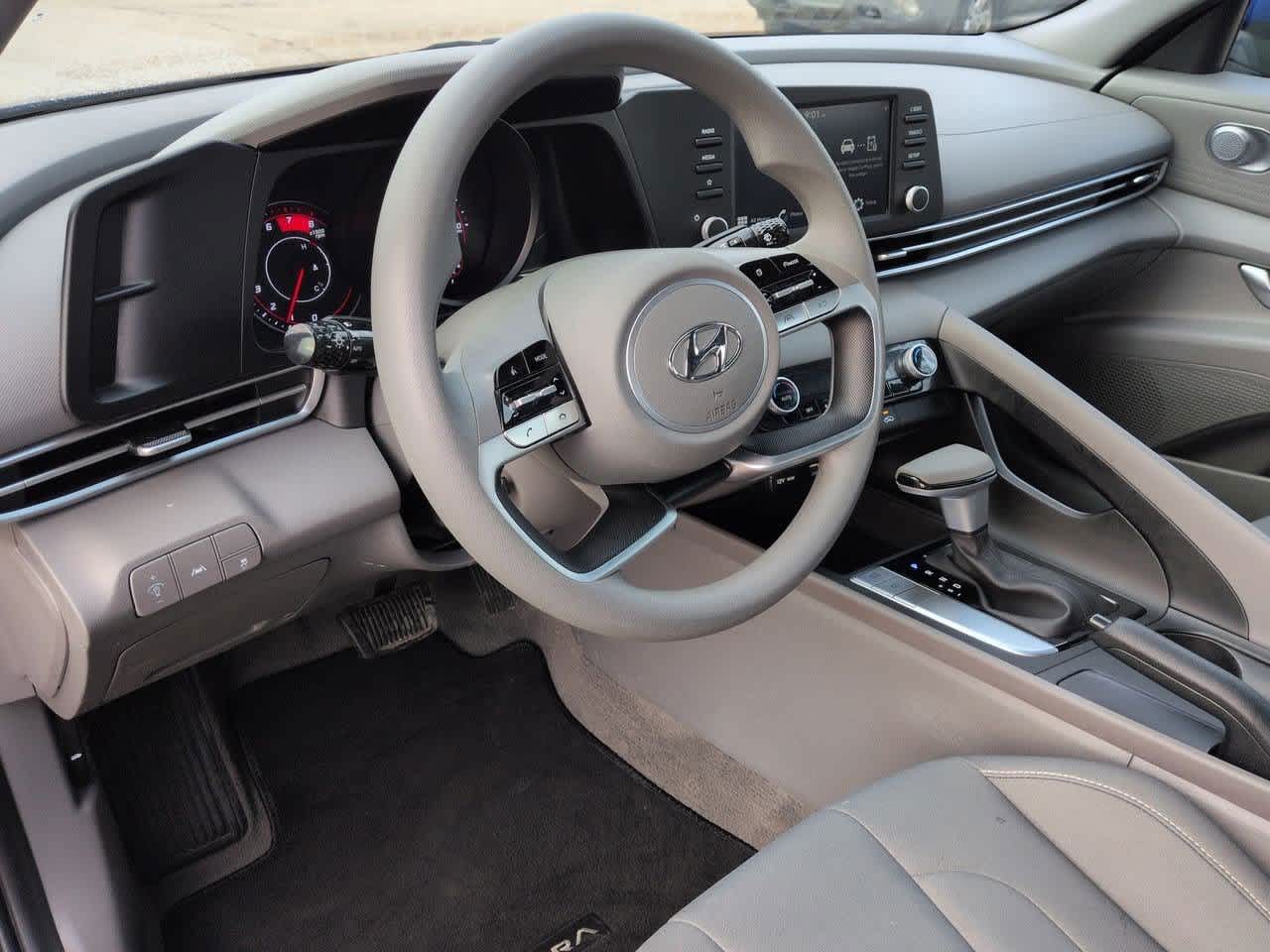 Thumbnail: 2023 Hyundai Elantra - 2