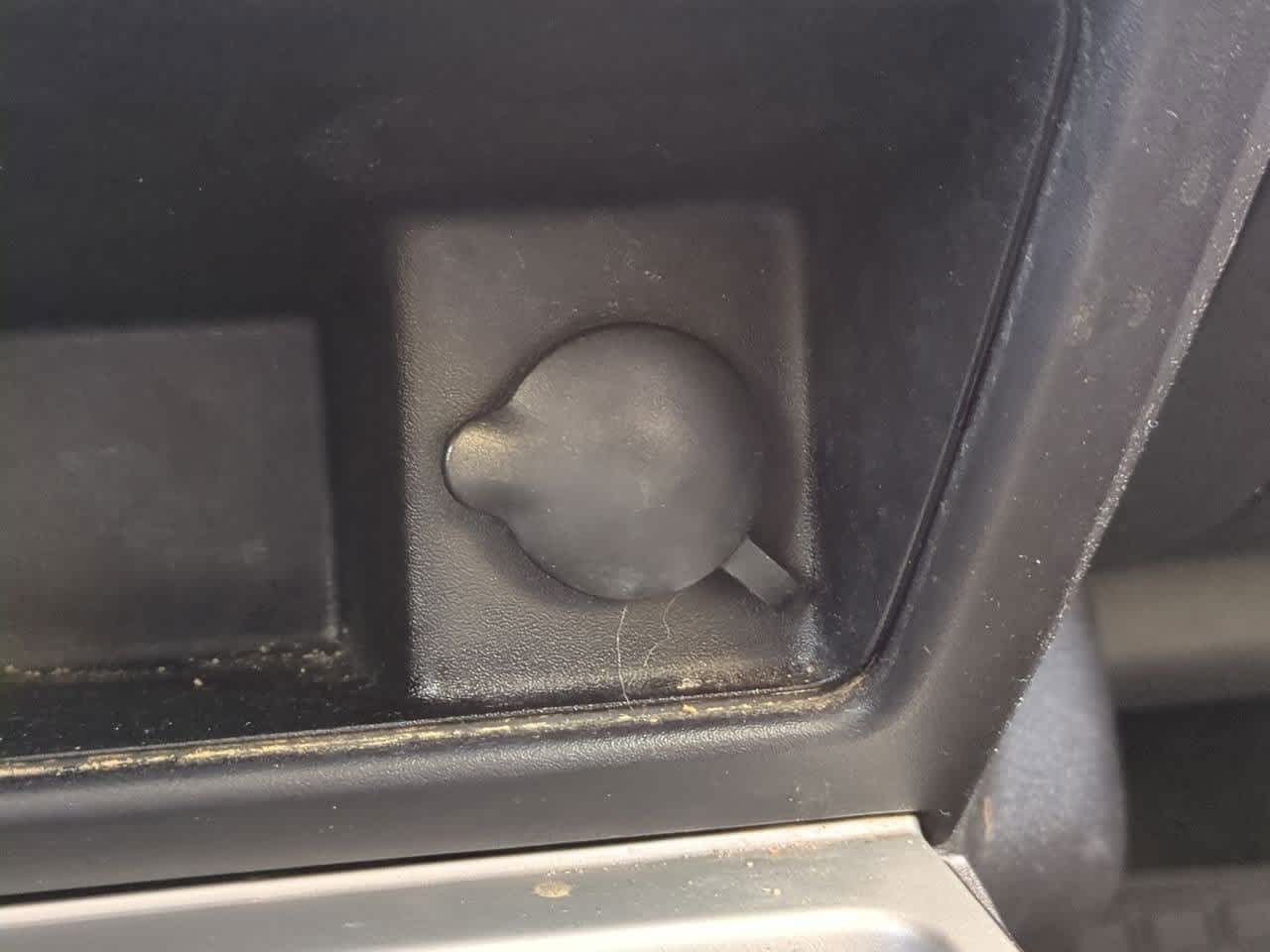 Thumbnail: 2009 Ford Edge - 29