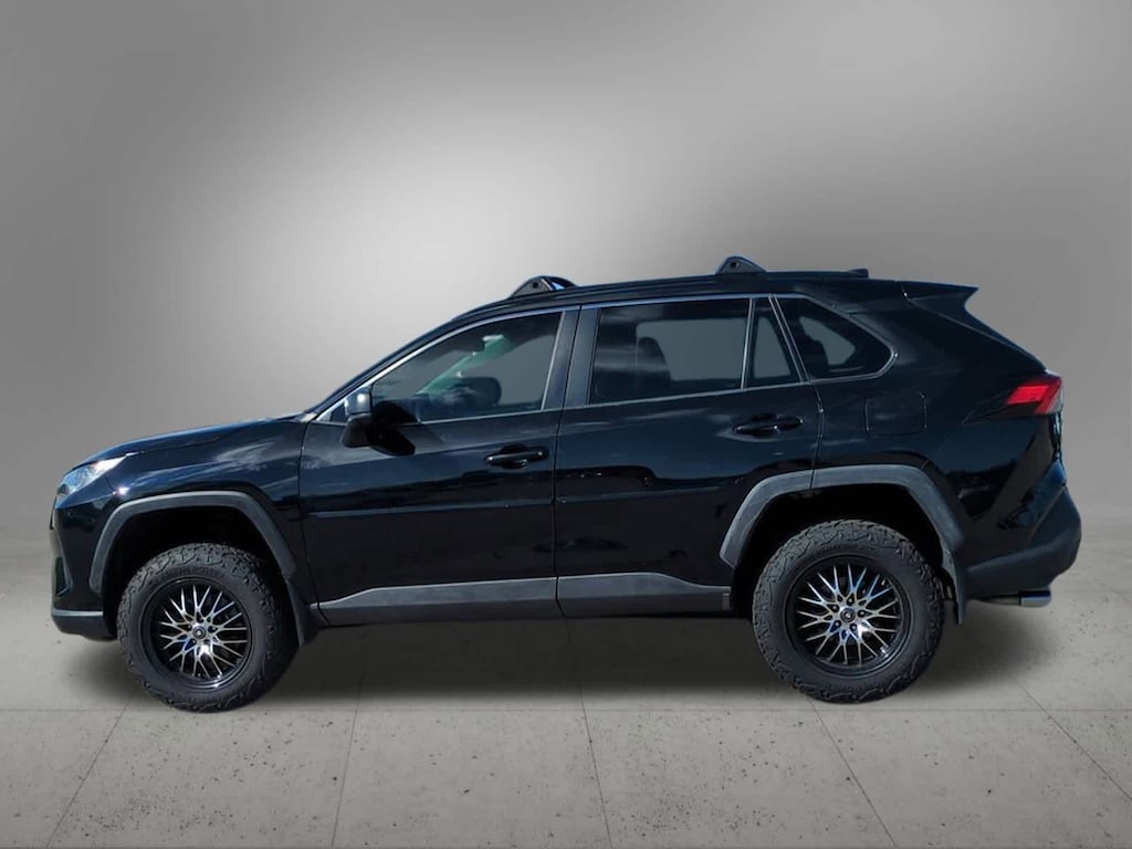 Used 2020 Toyota RAV4 LE SUV