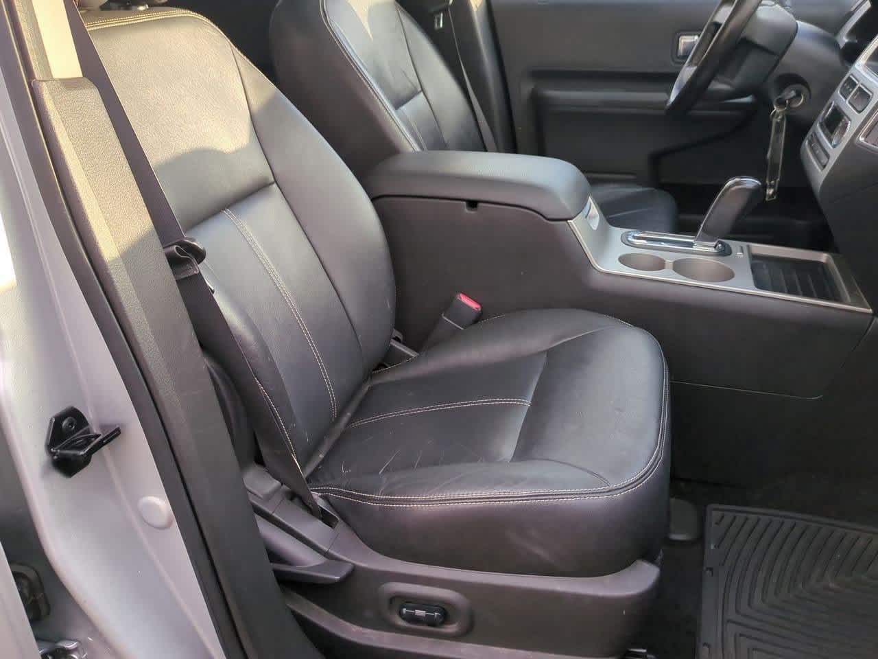 Thumbnail: 2009 Ford Edge - 22