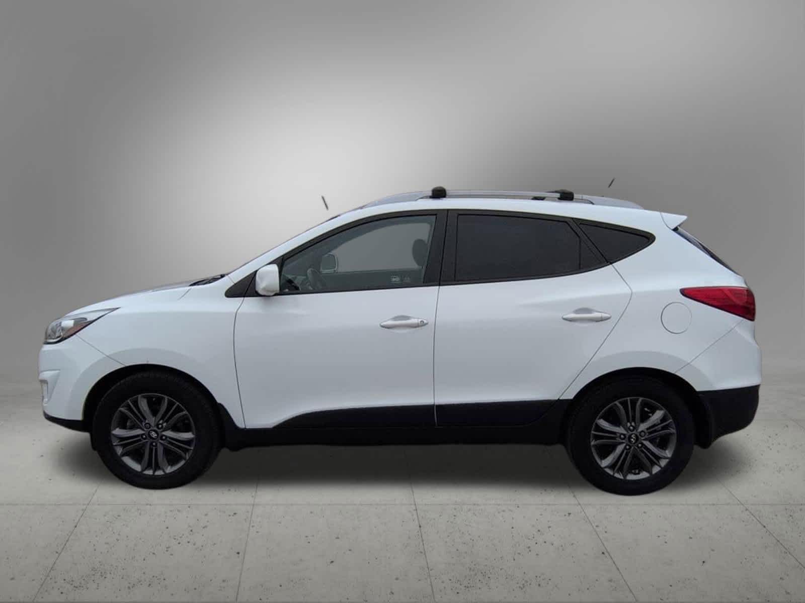 Thumbnail: 2015 Hyundai Tucson - 3