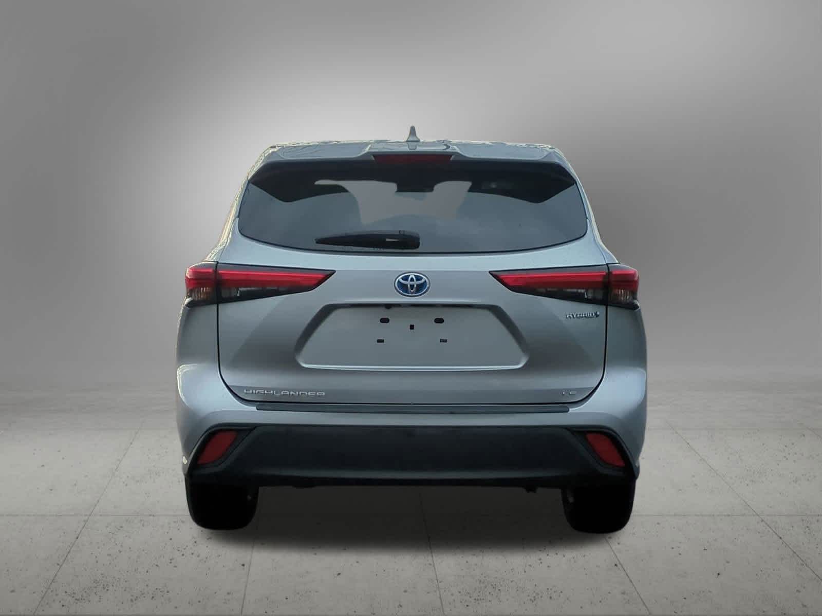 Thumbnail: 2021 Toyota Highlander - 5