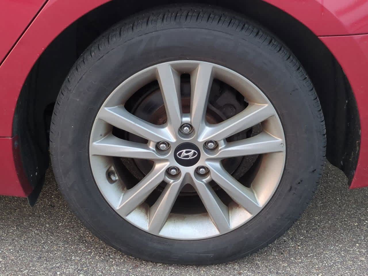 Thumbnail: 2017 Hyundai Sonata - 12