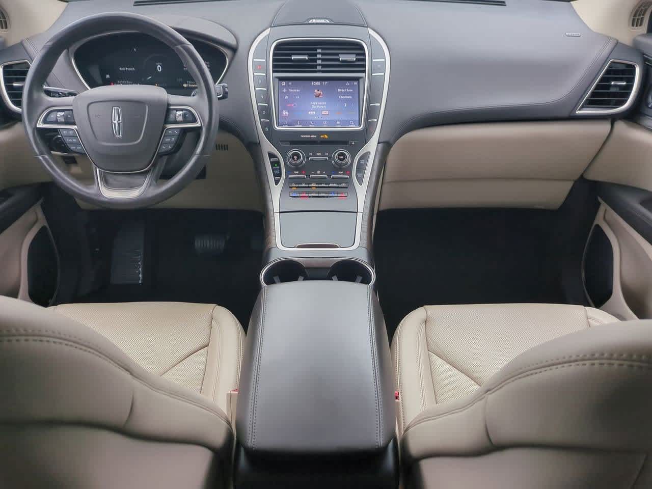 Thumbnail: 2020 Lincoln Nautilus - 14