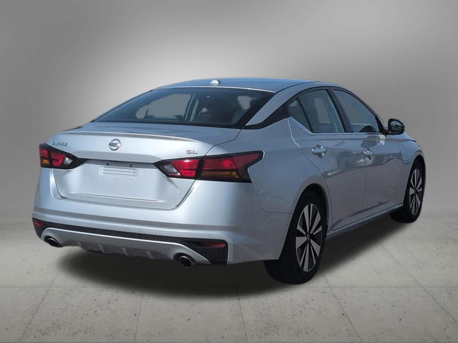 Thumbnail: 2019 Nissan Altima - 6