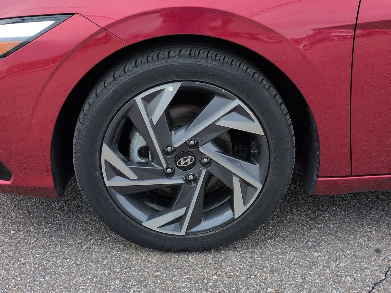 Thumbnail: 2024 Hyundai Elantra - 13