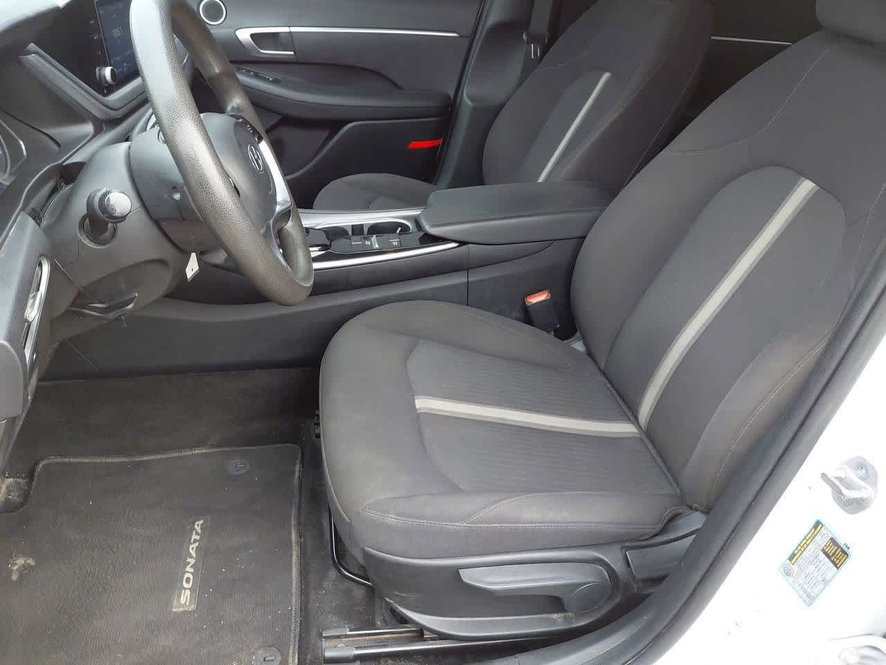 2023 Hyundai Sonata SE 14