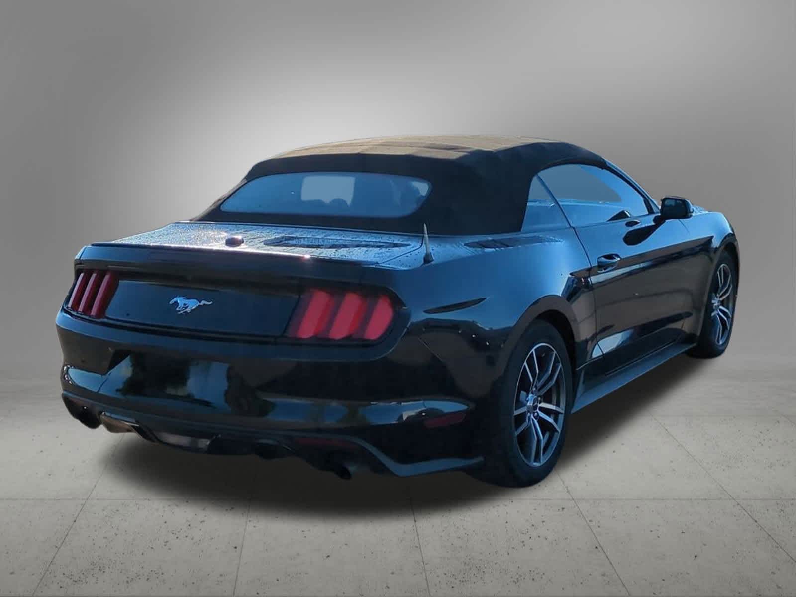 Thumbnail: 2017 Ford Mustang - 6
