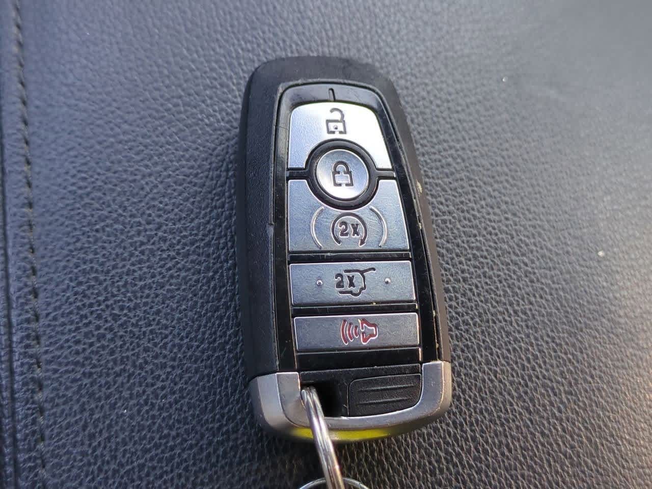 Thumbnail: 2019 Ford Explorer - 33