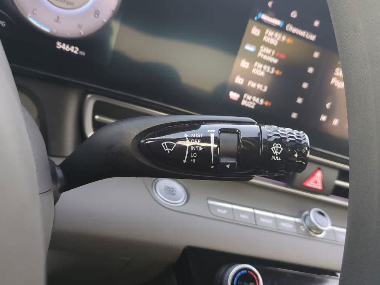 Thumbnail: 2024 Hyundai Elantra - 24