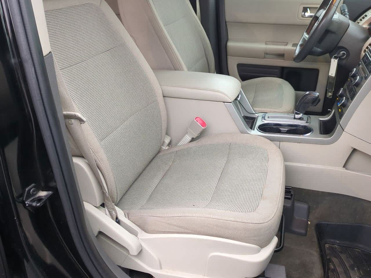 Thumbnail: 2012 Ford Flex - 21