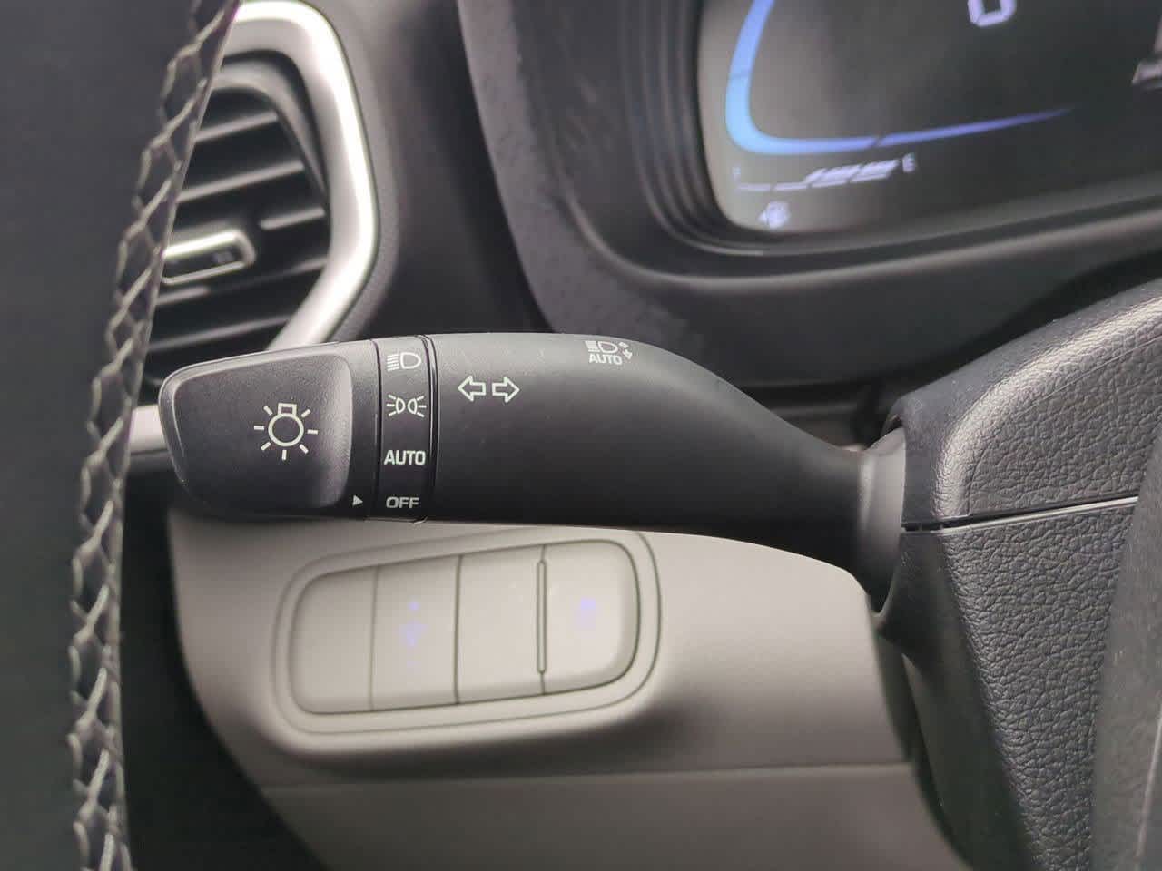 Thumbnail: 2024 Hyundai Venue - 27