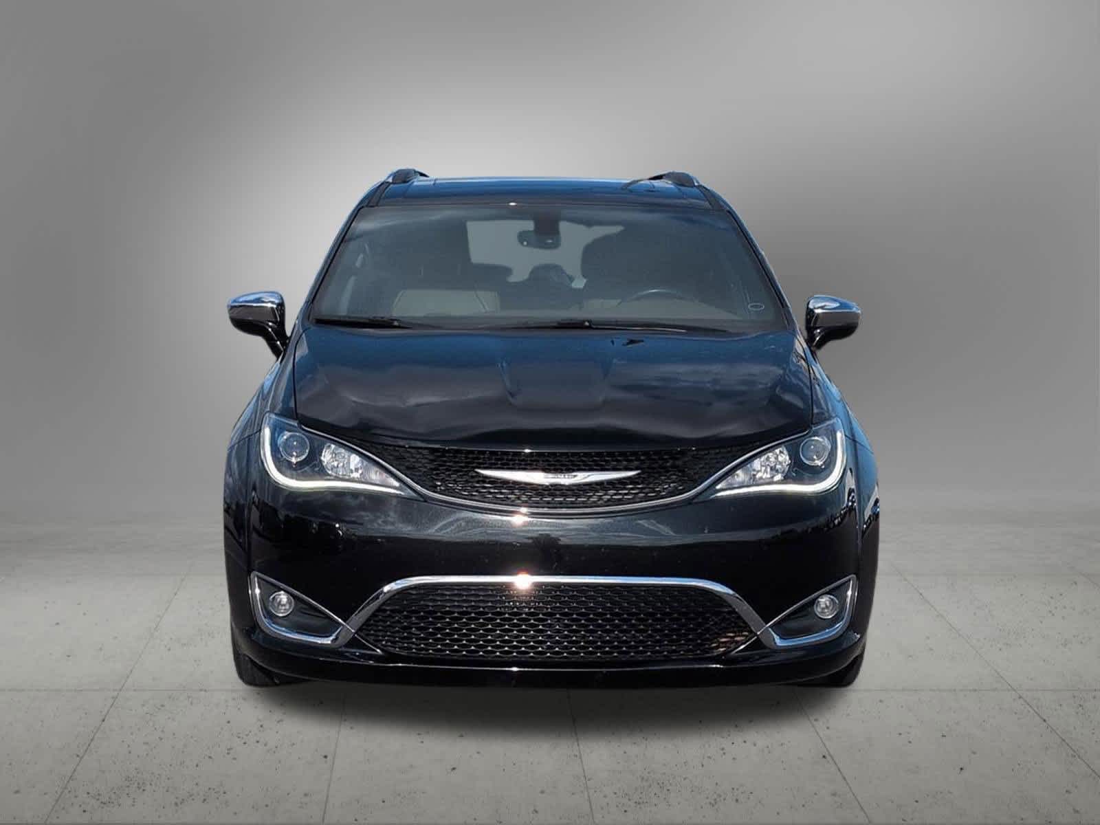 Thumbnail: 2020 Chrysler Pacifica - 9