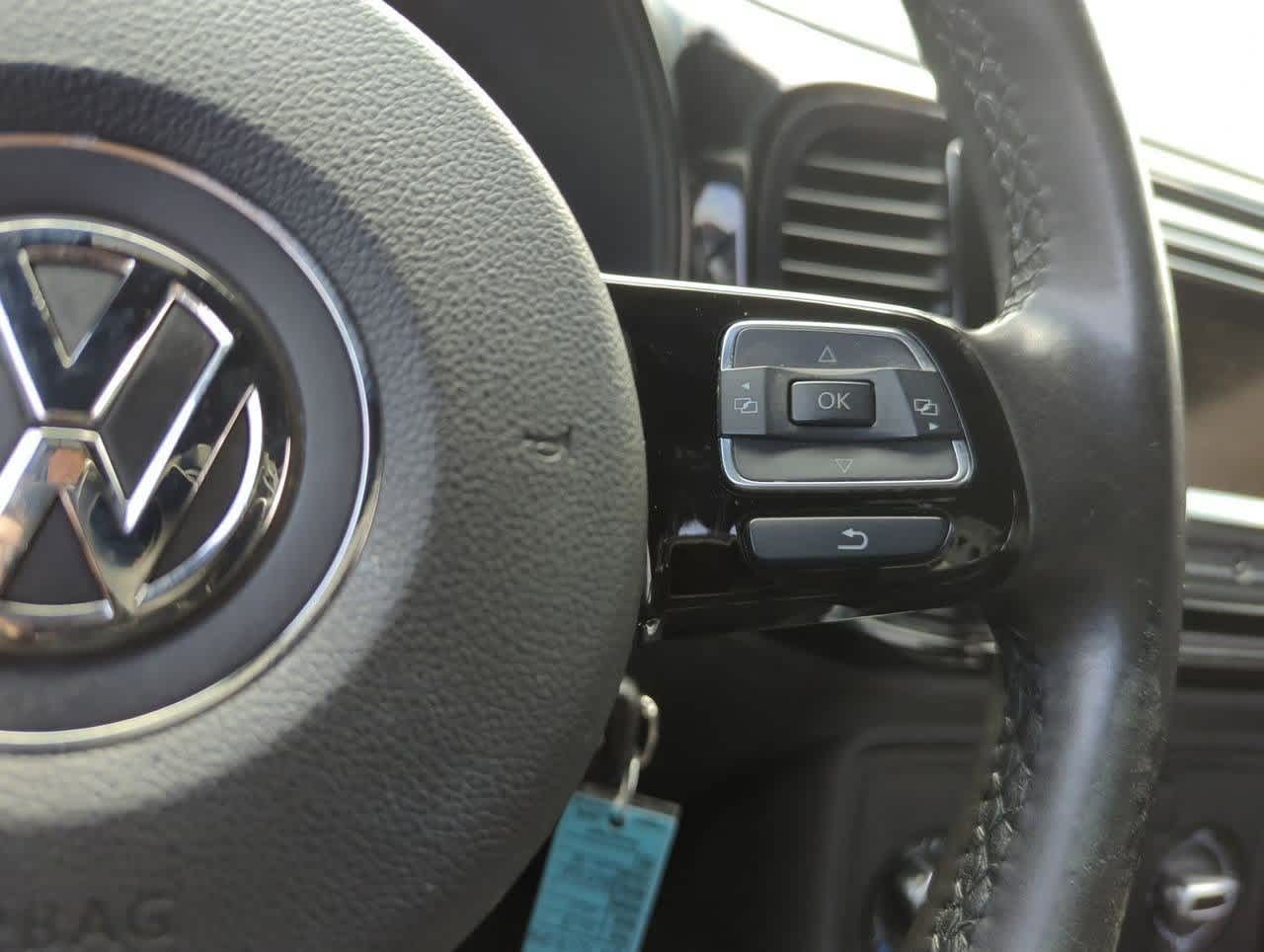 Thumbnail: 2019 Volkswagen Beetle - 20
