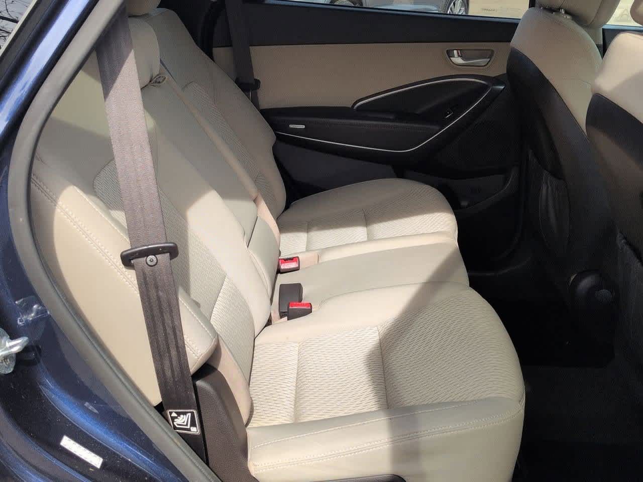 Thumbnail: 2017 Hyundai Santa Fe - 20