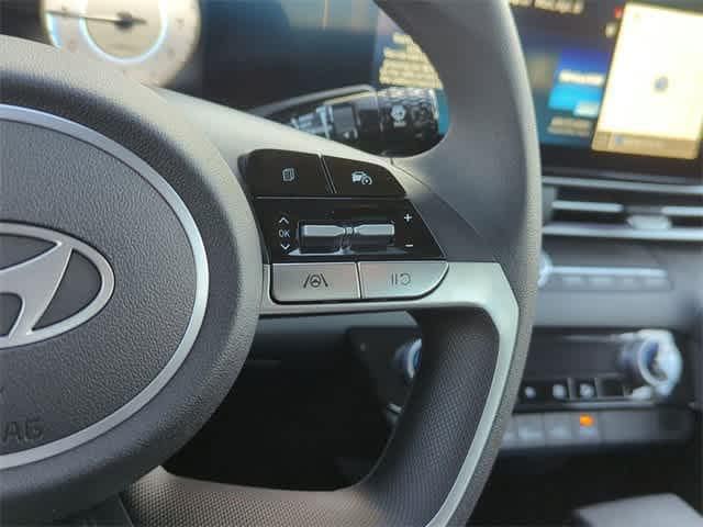 Thumbnail: 2024 Hyundai Elantra - 22