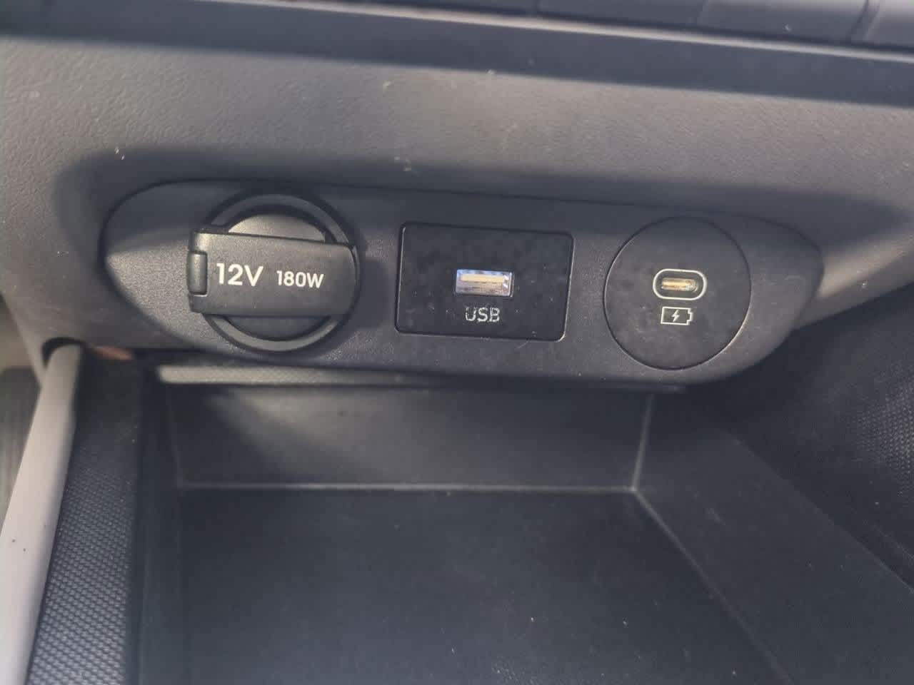 Thumbnail: 2024 Hyundai Elantra - 29