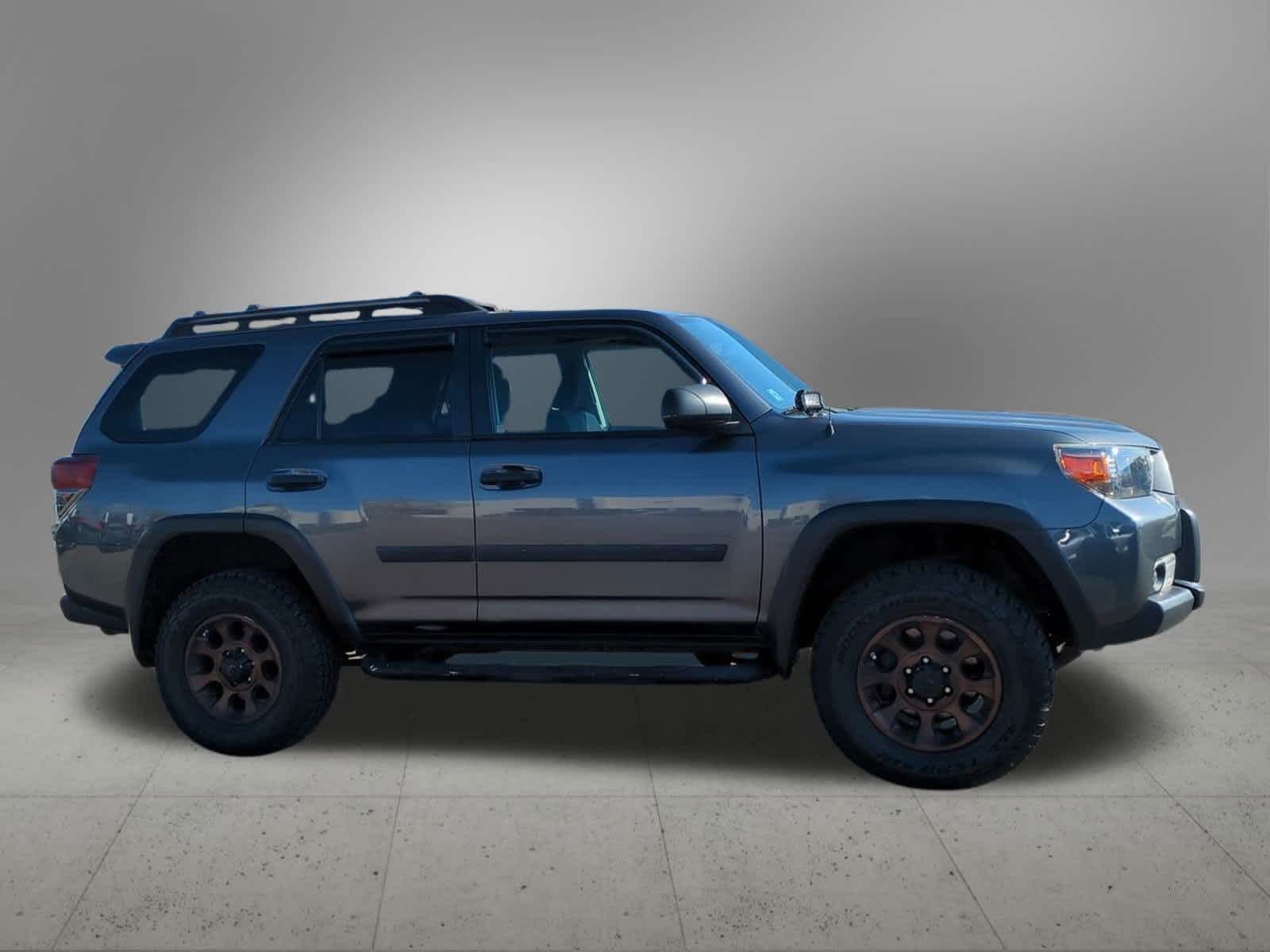 Thumbnail: 2010 Toyota 4Runner - 7