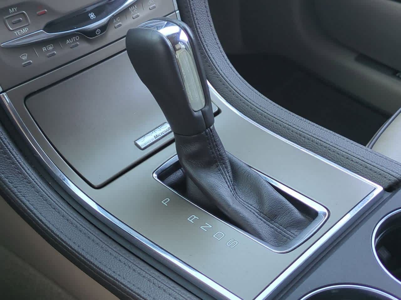 Thumbnail: 2013 Lincoln MKX - 32