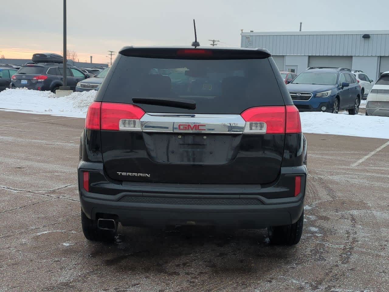 Thumbnail: 2017 GMC Terrain - 5