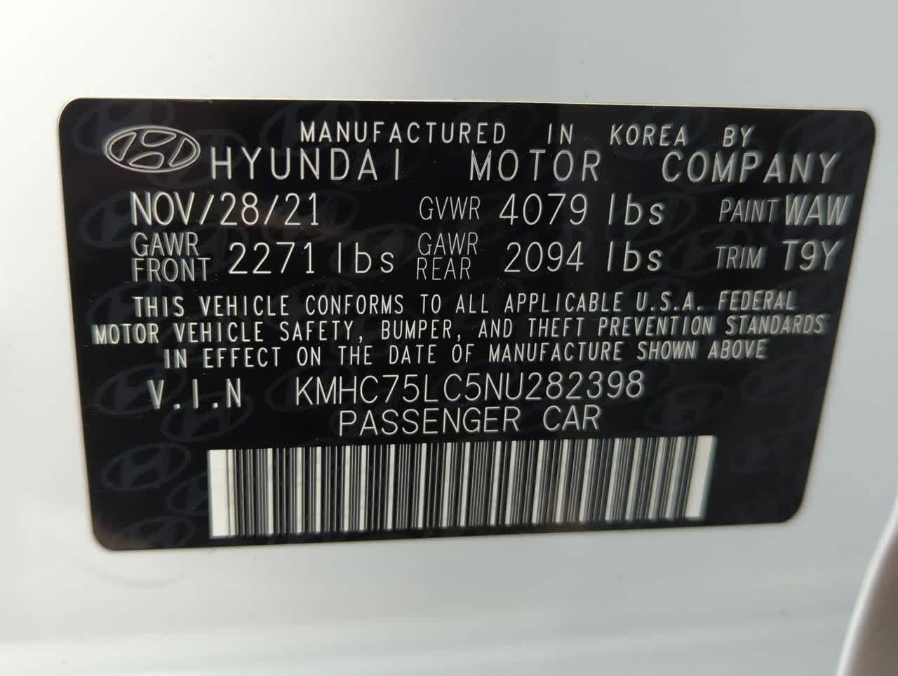 2022 Hyundai Ioniq SE 33