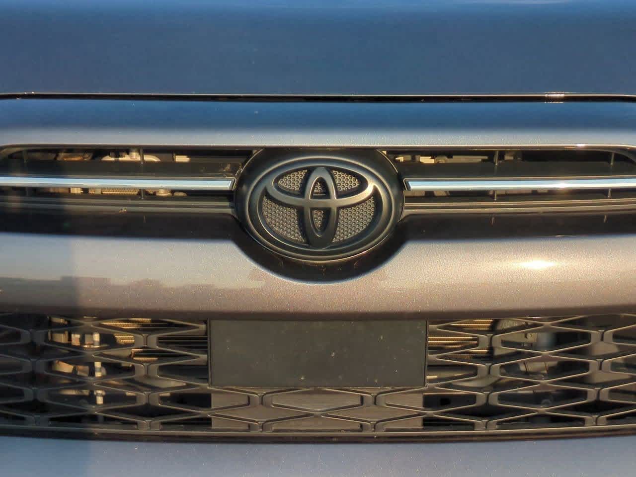 Thumbnail: 2022 Toyota 4Runner - 11