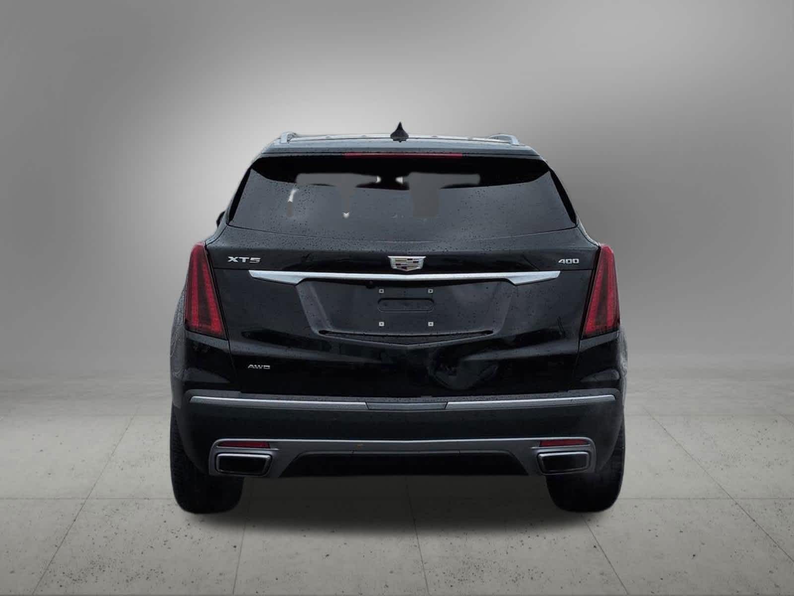 Thumbnail: 2023 Cadillac XT5 - 4