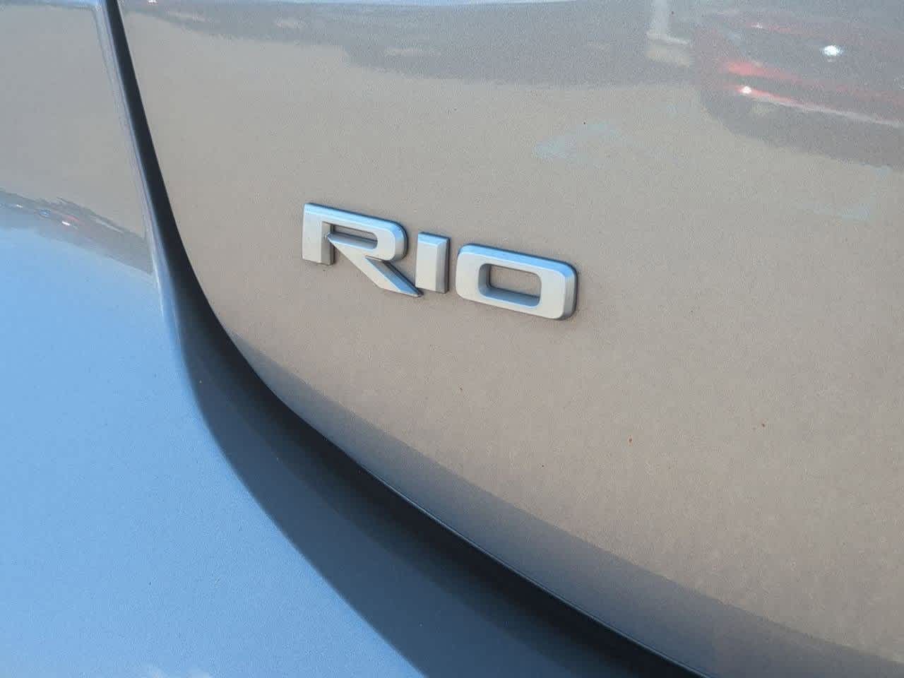 Thumbnail: 2023 Kia Rio - 11