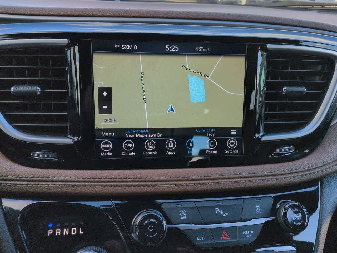 Thumbnail: 2020 Chrysler Pacifica - 30