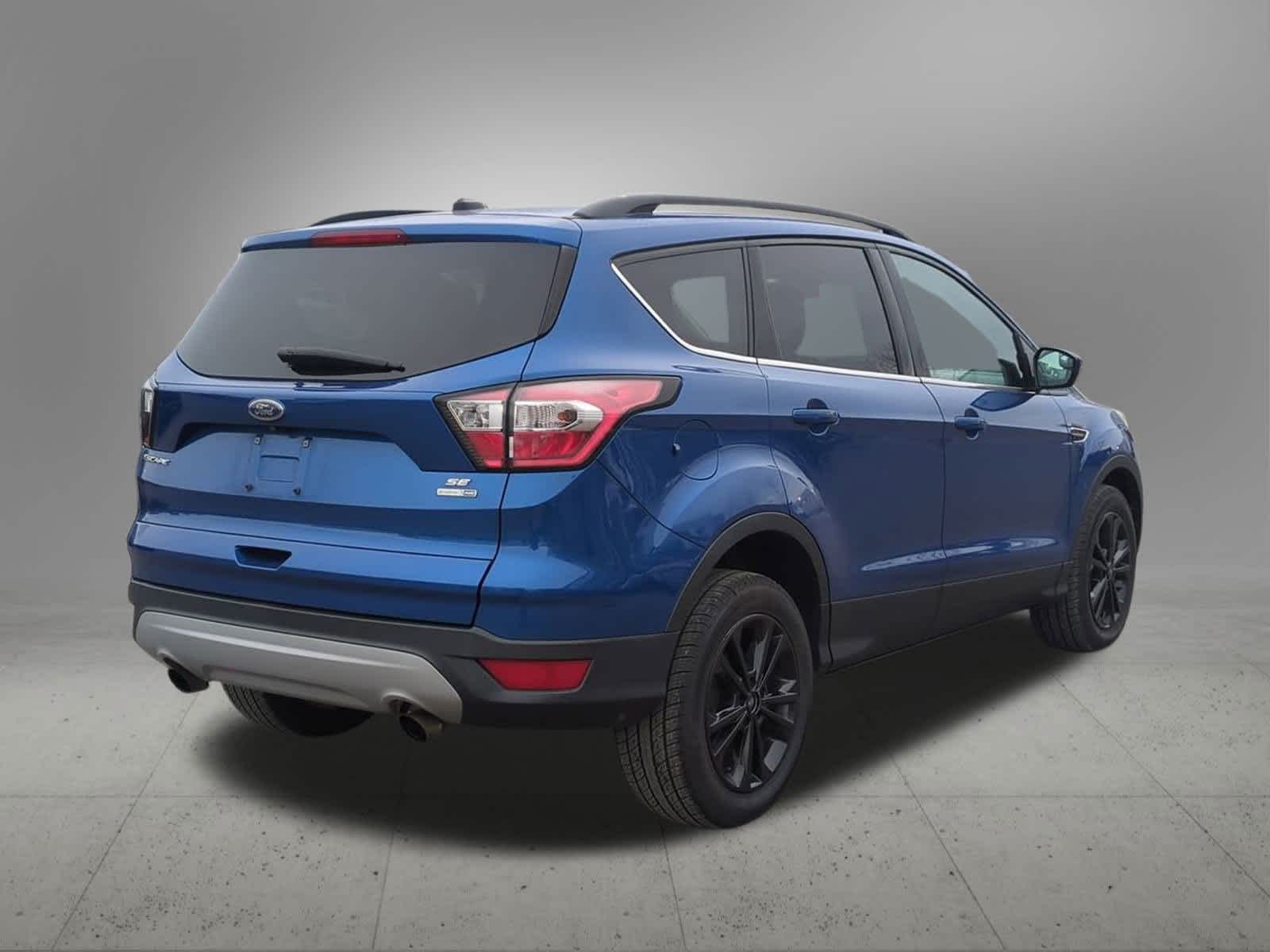 Thumbnail: 2018 Ford Escape - 6