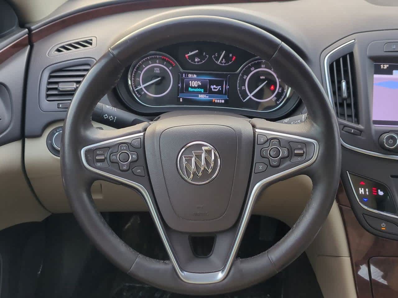 Thumbnail: 2017 Buick Regal - 23