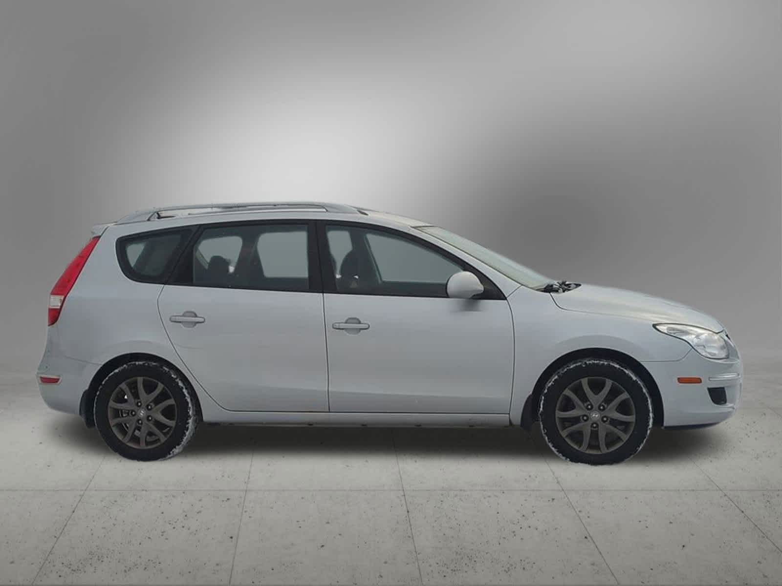 Thumbnail: 2012 Hyundai Elantra - 7