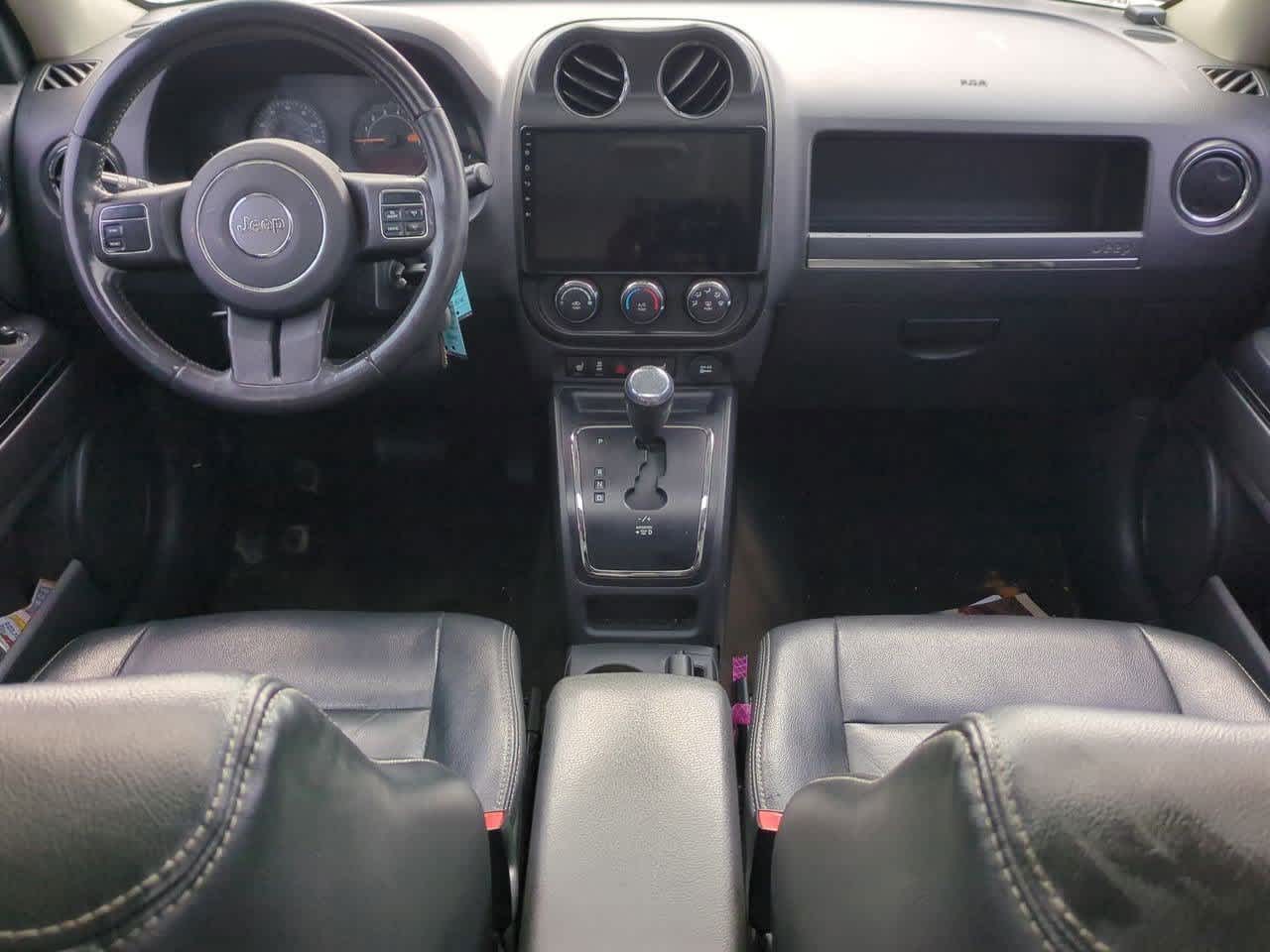 Thumbnail: 2016 Jeep Patriot - 14