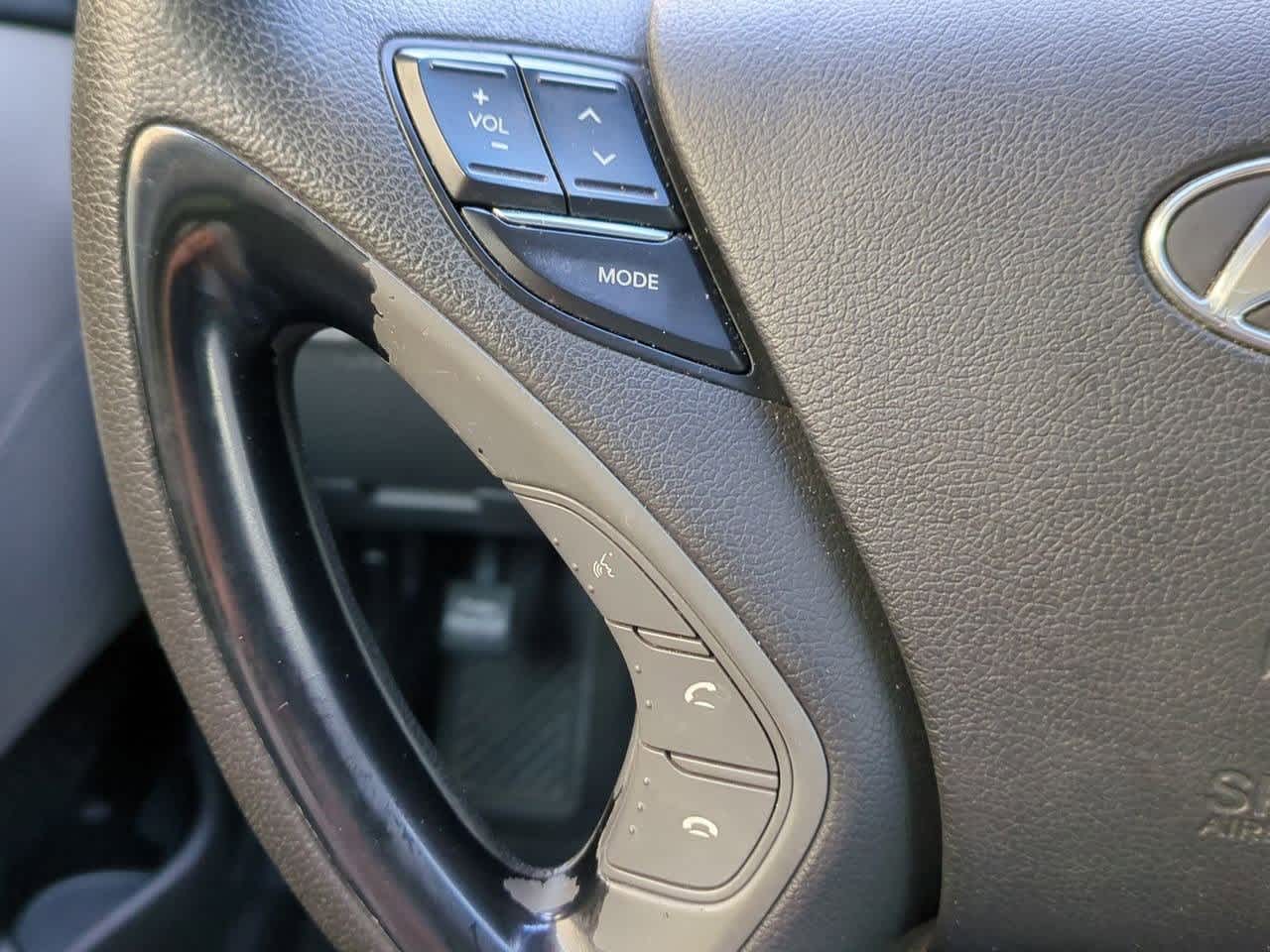 Thumbnail: 2011 Hyundai Sonata - 21