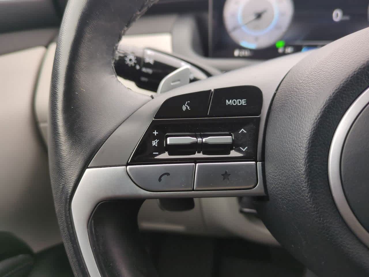 Thumbnail: 2023 Hyundai Tucson - 24