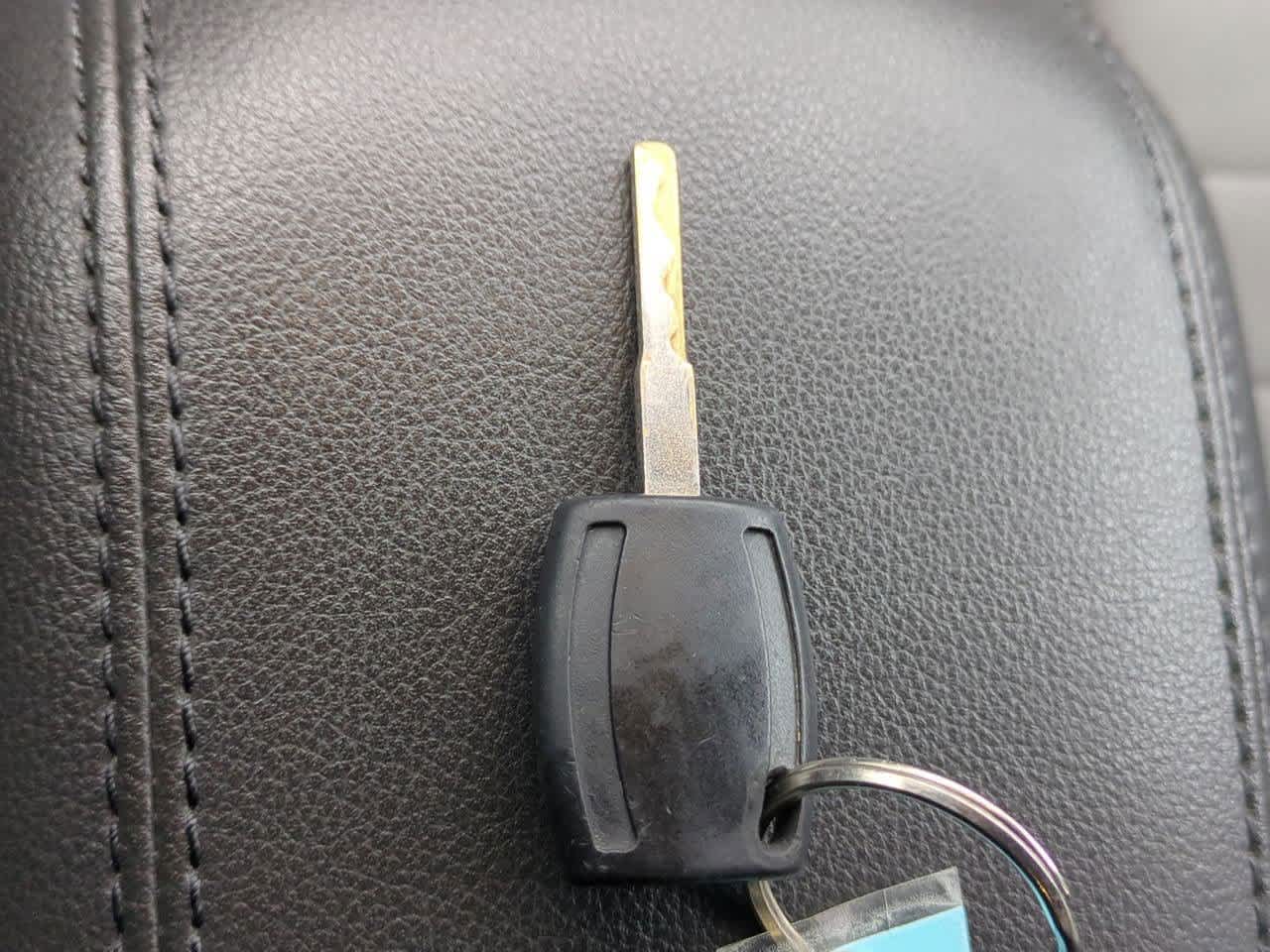 Thumbnail: 2015 Ford Escape - 33