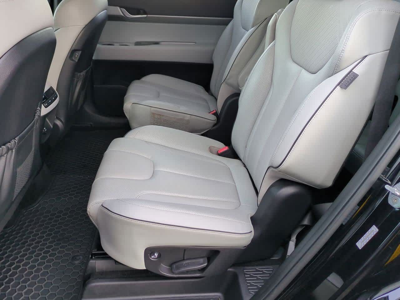 Thumbnail: 2023 Hyundai Palisade - 18